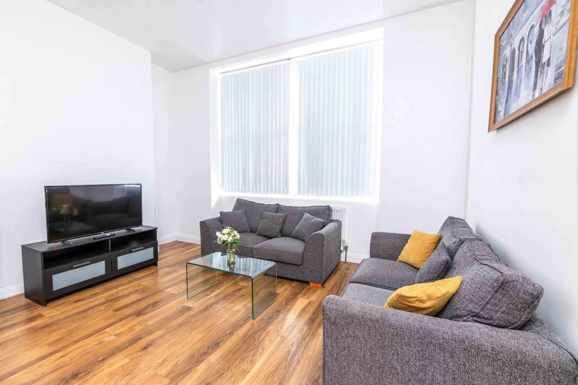 Spacious Apartment Close To City Centre With Secure Parking Leeds  Buitenkant foto