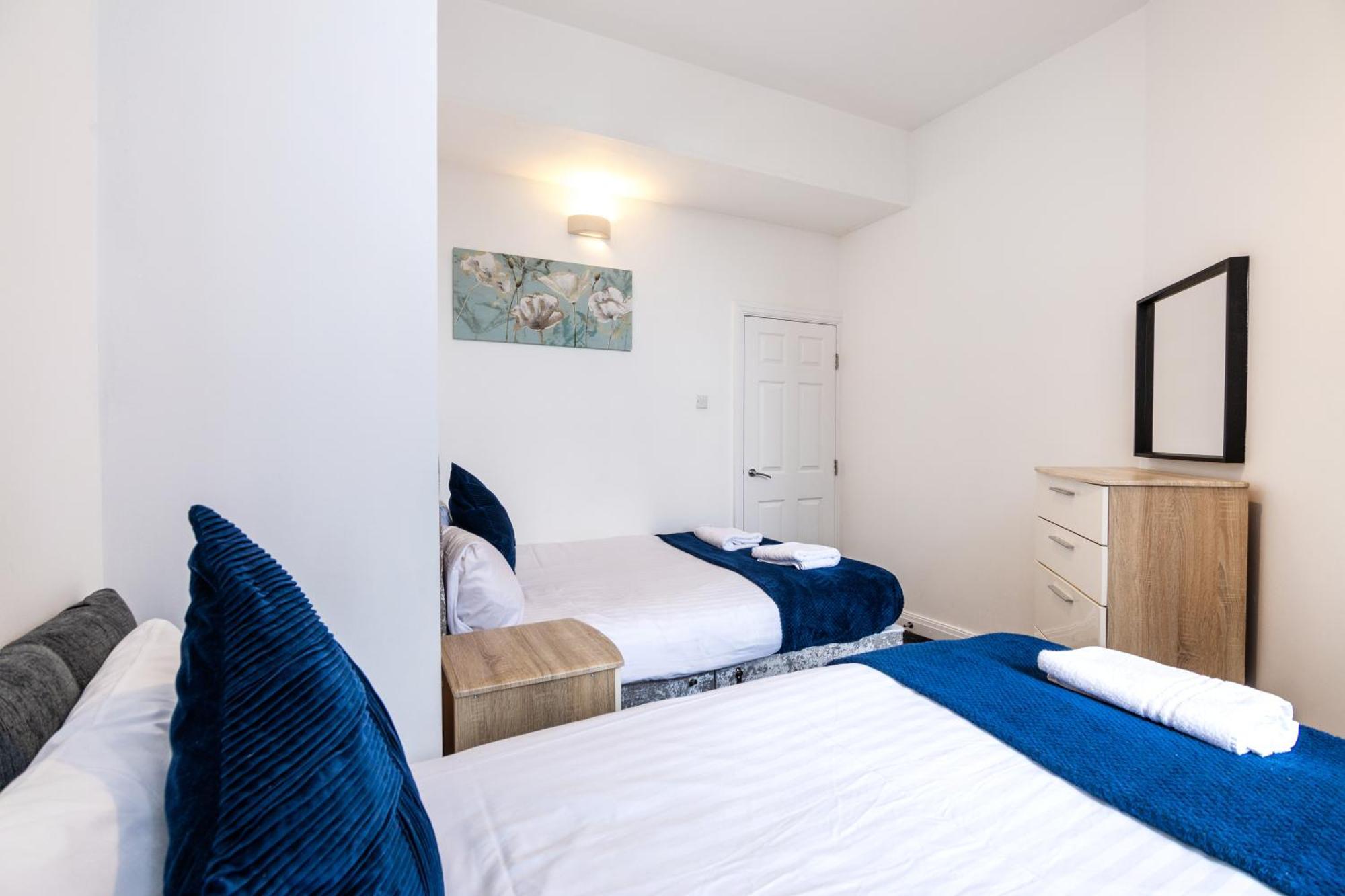 Spacious Apartment Close To City Centre With Secure Parking Leeds  Buitenkant foto